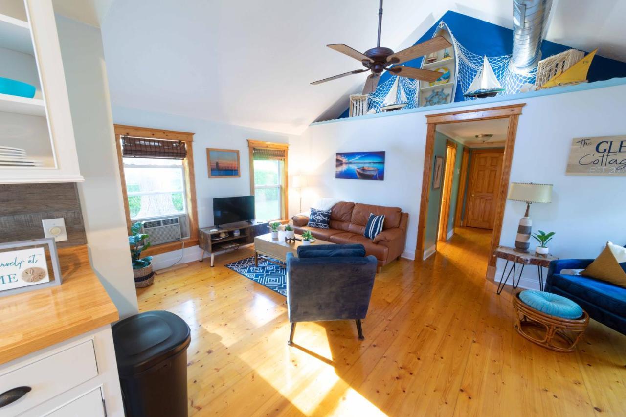 The Charming Glenn Cottage! Walk To Lake Michigan! Fennville Eksteriør bilde