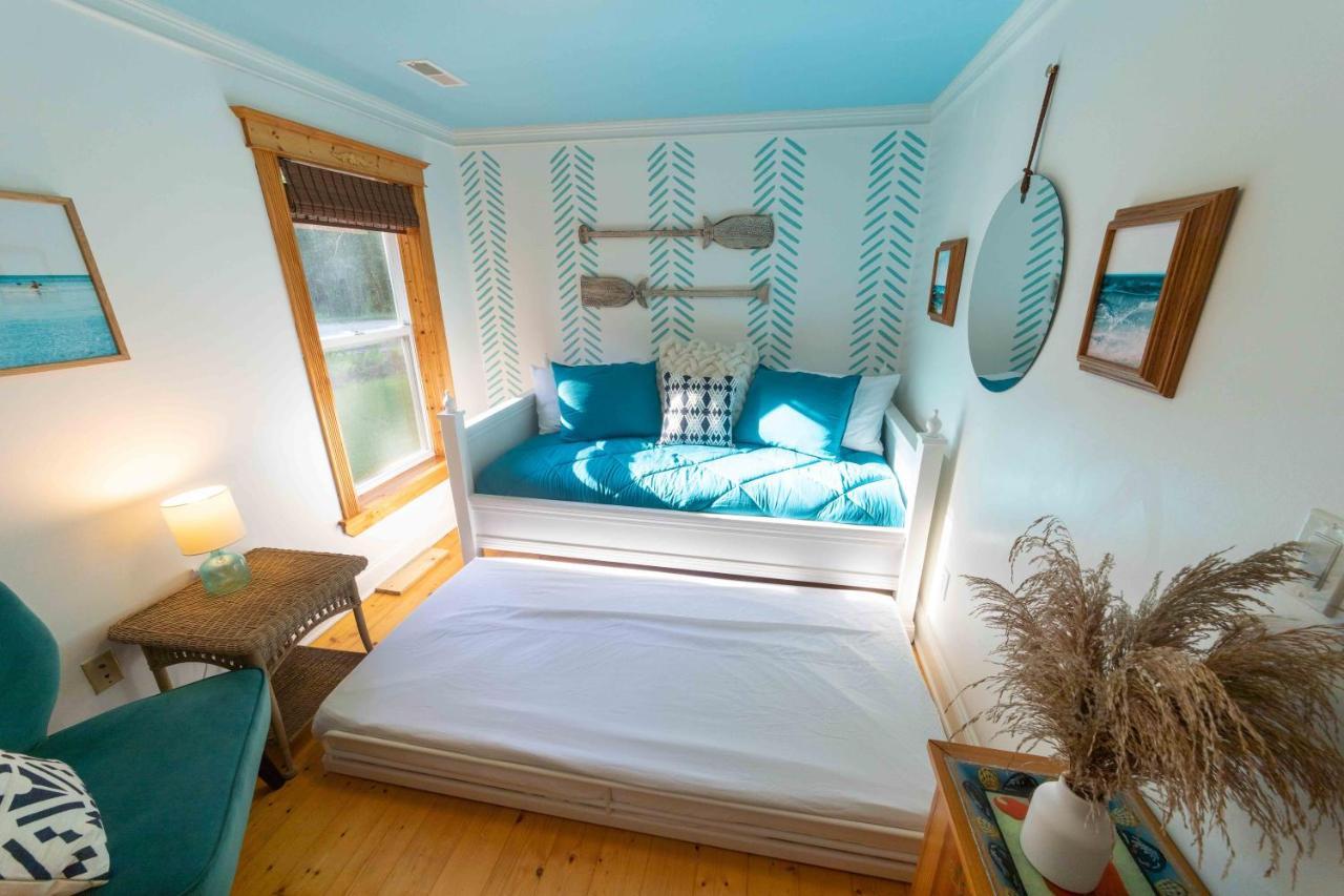 The Charming Glenn Cottage! Walk To Lake Michigan! Fennville Eksteriør bilde